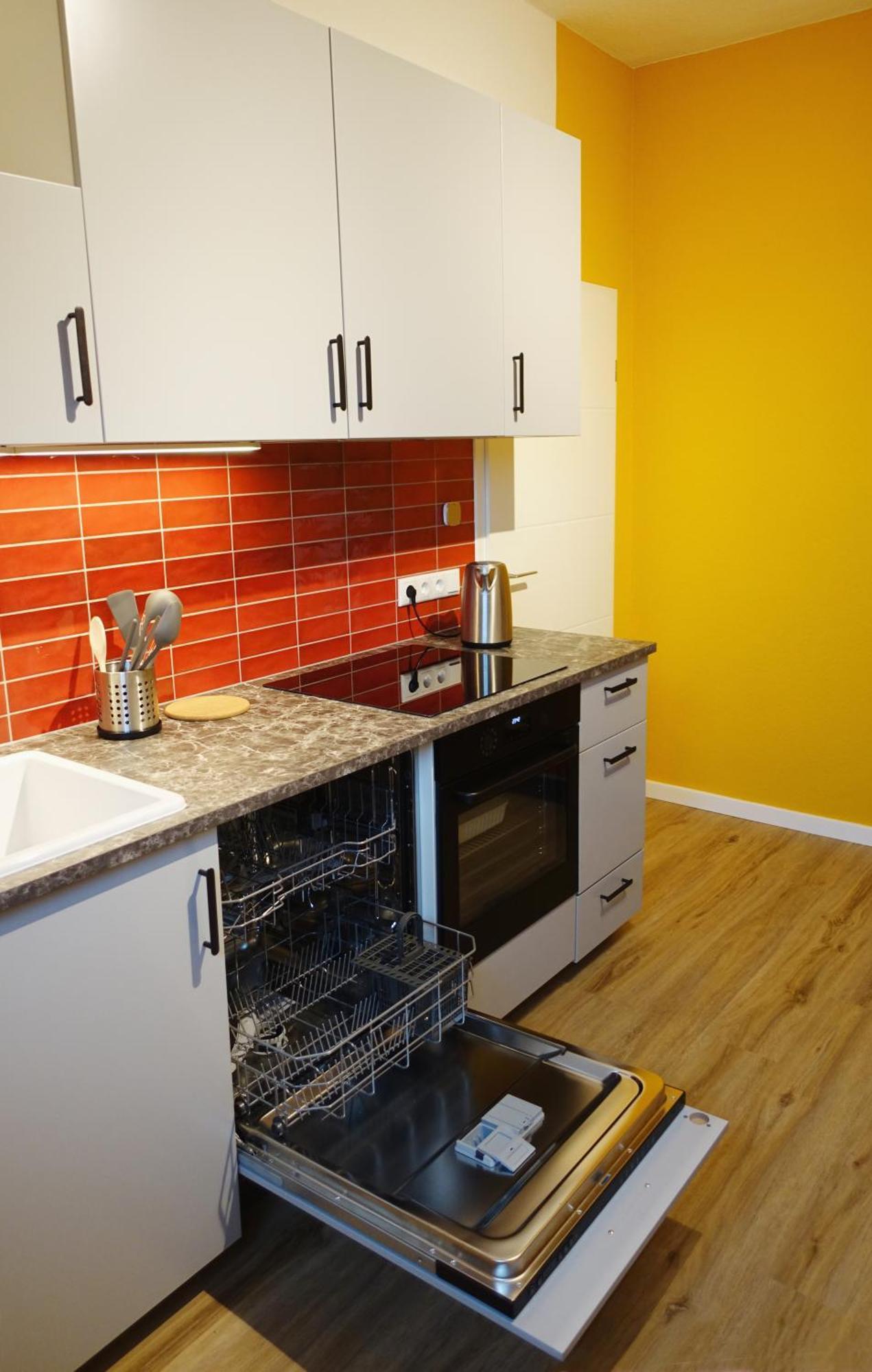 Big Flat With Fresh Renovation, Free Parking, Sonyps, Netflix Apartment Duisburg Ngoại thất bức ảnh
