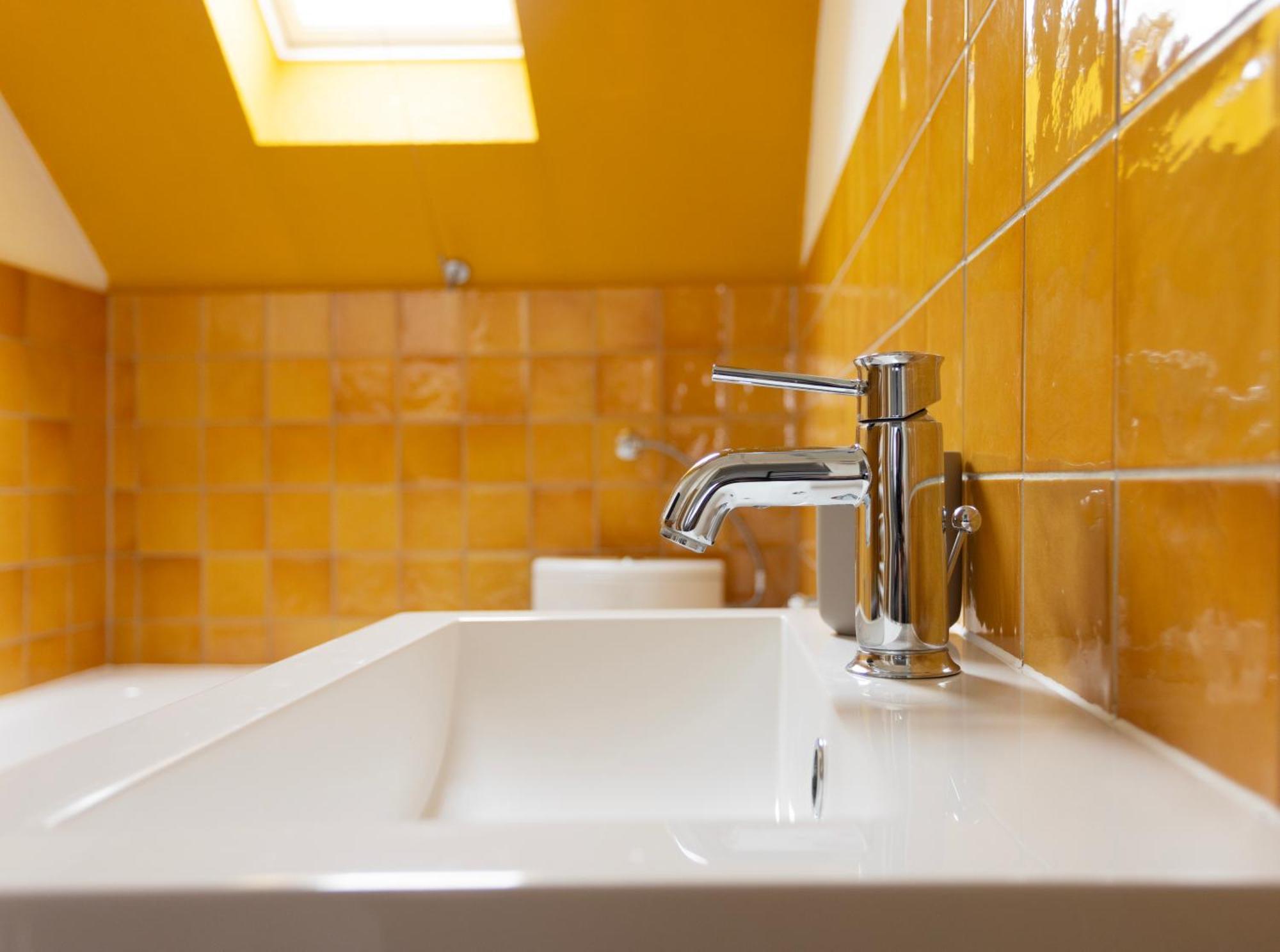 Big Flat With Fresh Renovation, Free Parking, Sonyps, Netflix Apartment Duisburg Ngoại thất bức ảnh